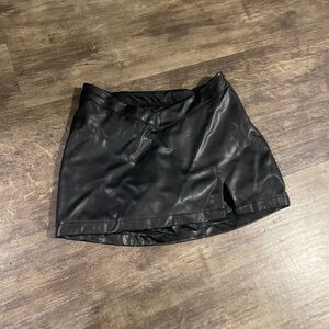 V front leather mini skort